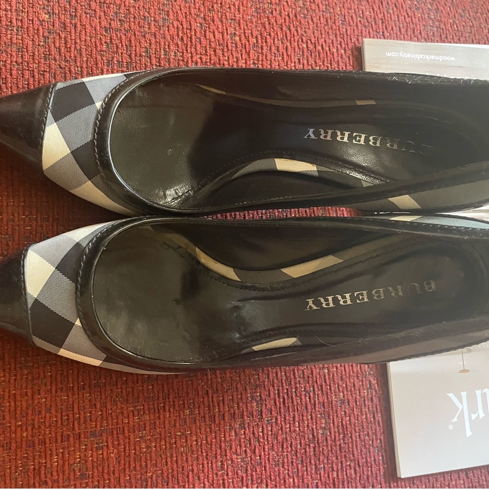 Burberry Checkered Black and Cream Heels - Picture 6 of 13